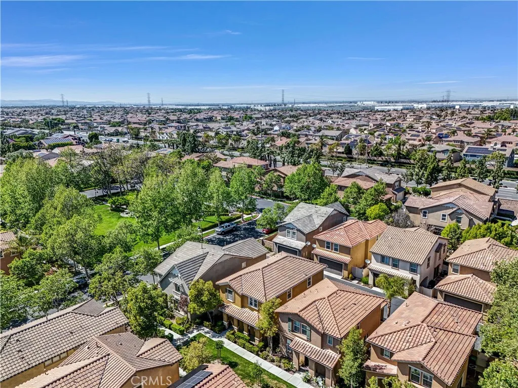 7042 Logsdon, Eastvale, California 92880 home-pic-24